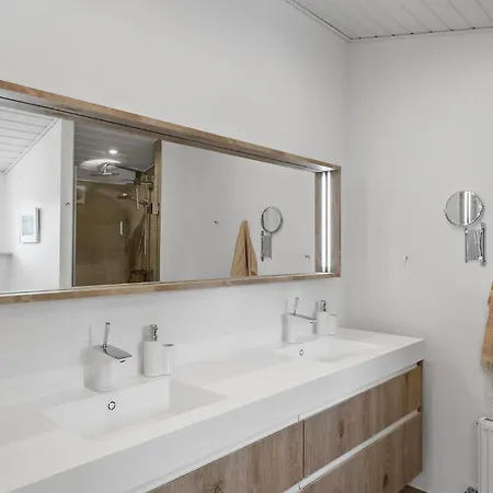 Сasa de vacaciones Stunning In With Sauna *